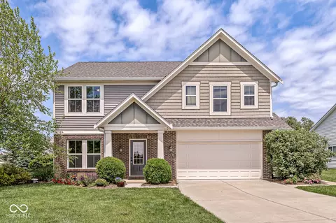5654 W Woodstock Trl, Mccordsville, IN 46055