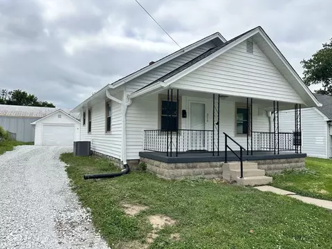 316 N College Ave, Greencastle, IN 46135