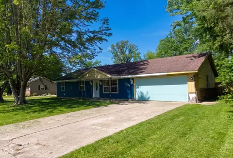 6440 N Bobtail Dr, Muncie, IN 47304