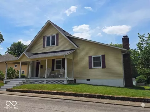 54 Church St, Southport, IN 46227