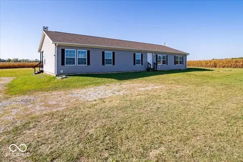 5009 E 246th St, Arcadia, IN 46030 photo 3