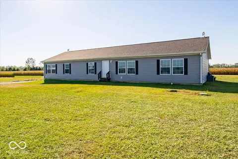 5009 E 246th St, Arcadia, IN 46030 photo 2