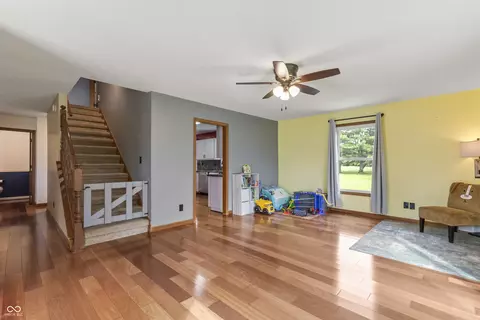 Living - 9735 S 400 W, Pendleton, IN 46064 photo 2 of 8