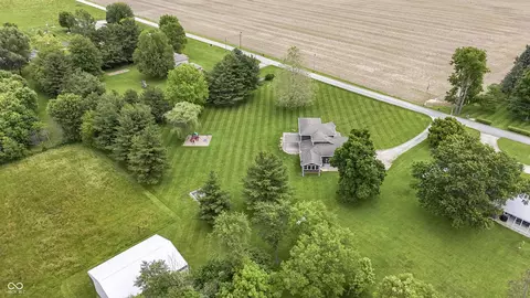 View/Area - 9735 S 400 W, Pendleton, IN 46064 photo 1 of 6