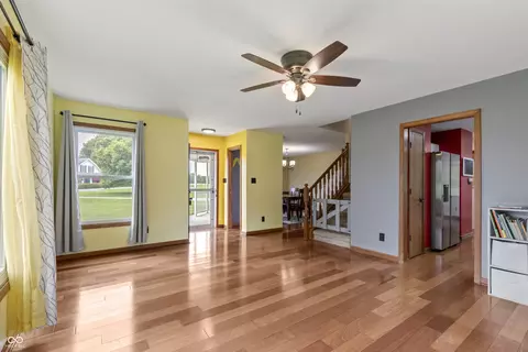 Living - 9735 S 400 W, Pendleton, IN 46064 photo 1 of 8