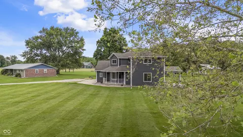 Exterior - 9735 S 400 W, Pendleton, IN 46064 photo 2 of 19