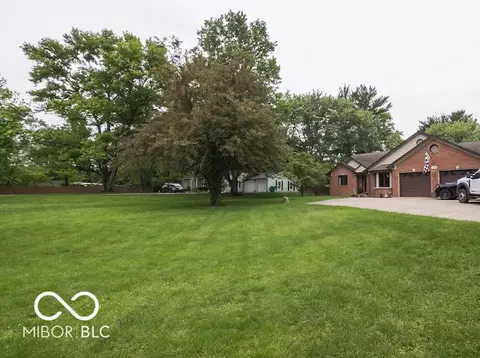 1294 N Washington St, Danville, IN 46122