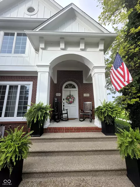 2418 Somerset Cir, Franklin, IN 46131