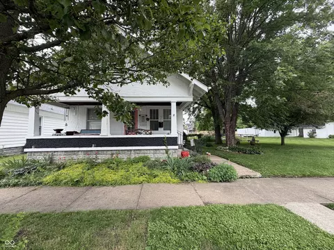 525 W Mechanic St, Shelbyville, IN 46176