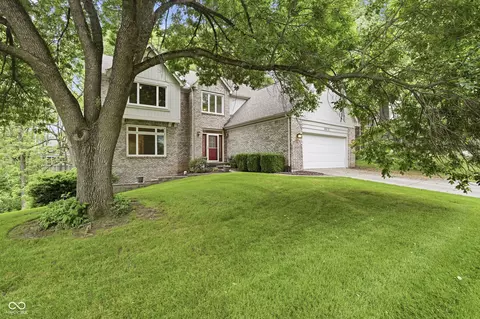 9812 Covington Blvd, Fishers, IN 46037
