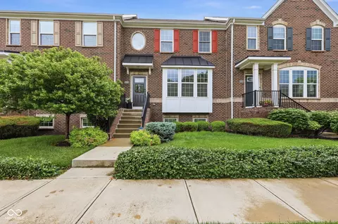 13083 Saxony Blvd #1B, Fishers, IN 46037