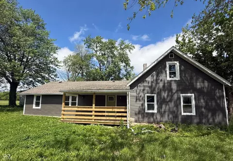 7800 S Mooresville Rd, West Newton, IN 46183