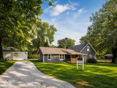 7800 S Mooresville Rd, West Newton, IN 46183