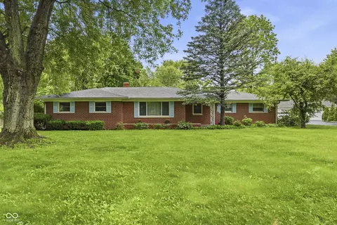 1032 Oakwood Trl, Indianapolis, IN 46260