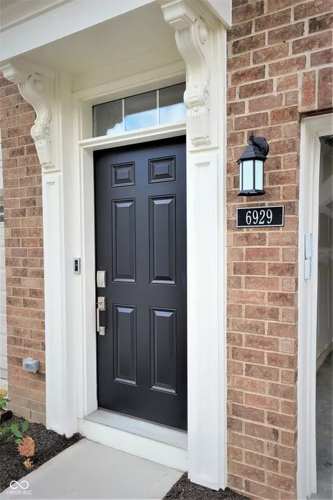 6929 Adalene Ln, Carmel, IN 46033