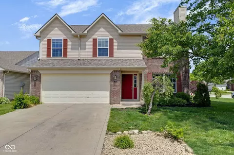 550 Jayson Cir, Westfield, IN 46074