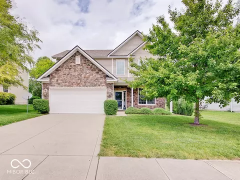 3467 Limelight Ln, Whitestown, IN 46075