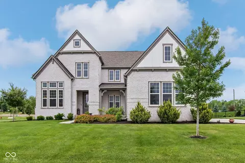 2661 Paperbark Creek Dr, Westfield, IN 46074