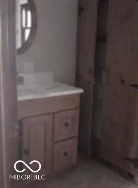 Bath - 234 S East St, Pendleton, IN 46064 photo 2 of 2