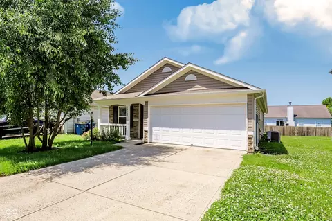 15487 Dry Creek Rd, Noblesville, IN 46060