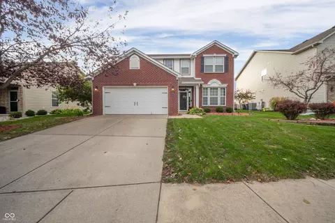 Exterior - 1450 Huntzinger Blvd, Pendleton, IN 46064 photo 3 of 8