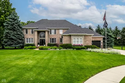 10608 Geist Ridge Ct, Fishers, IN 46040