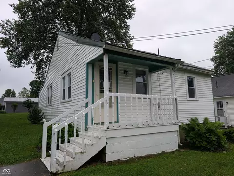 Exterior - 219 E Perry St, Versailles, IN 47042 photo 2 of 2
