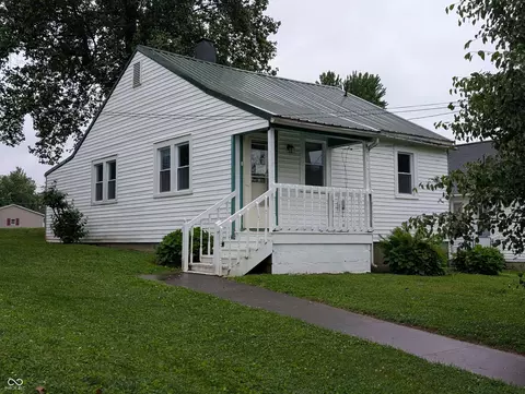 219 E Perry St, Versailles, IN 47042