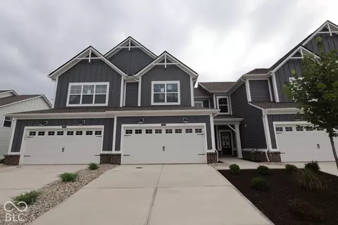 12551 Cattle Ridge Dr, Noblesville, IN 46060