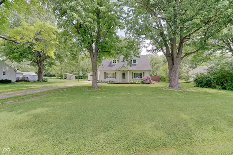 6107 Homestead Dr, Indianapolis, IN 46227