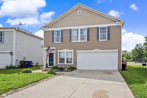 1611 Carriage Cir, Shelbyville, IN 46176