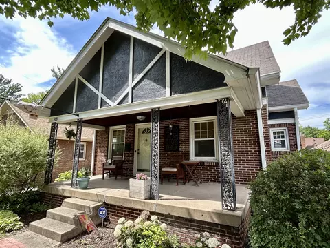 918 Kessler Boulevard East Dr, Indianapolis, IN 46220