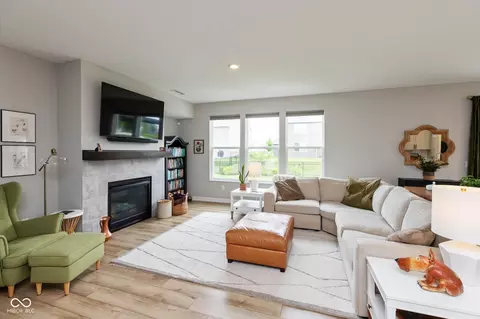 Living - 9298 Springbrook Dr, Pendleton, IN 46064 photo 1 of 1