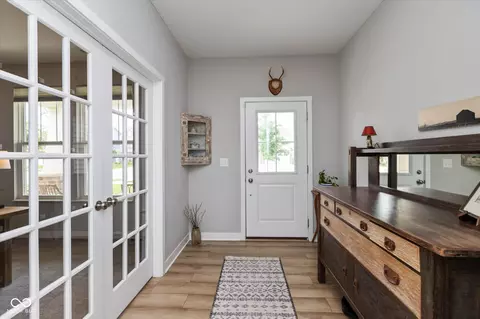 Entry Way - 9298 Springbrook Dr, Pendleton, IN 46064 photo 1 of 4