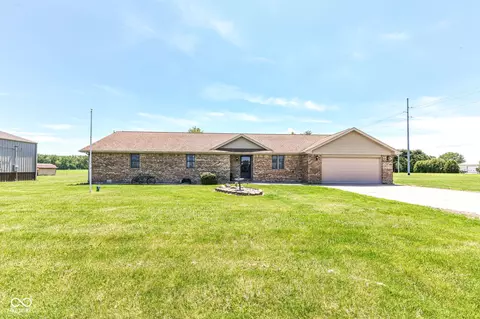 8989 W 1400 N, Elwood, IN 46036