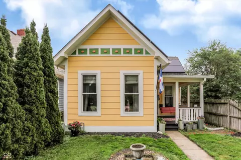 1044 Elm St, Indianapolis, IN 46203