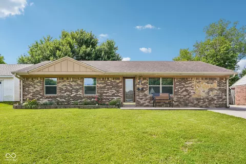 343 Northfield Dr, Mooresville, IN 46158