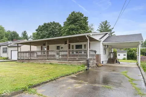 805 N High St, Salem, IN 47167