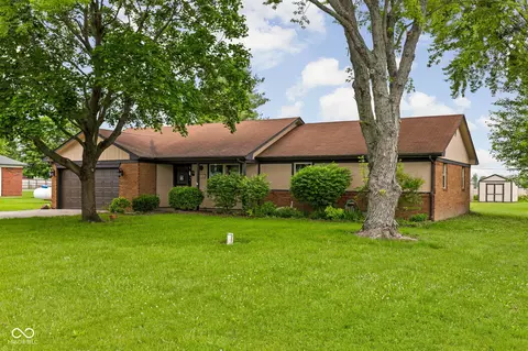 4762 W 1120 N, New Palestine, IN 46163