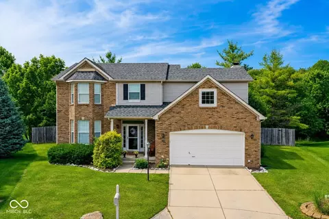 3388 Buckmoor Pkwy, Greenwood, IN 46143