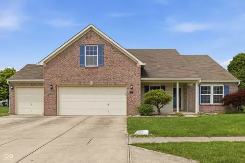 1672 Sagemeadow Dr, Brownsburg, IN 46112
