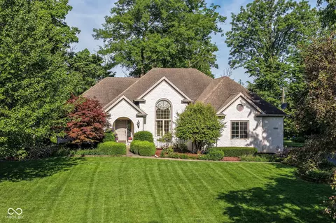 6336 Fairlane Dr W, Indianapolis, IN 46259