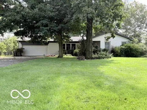 1605 Bowman Dr, Greenfield, IN 46140