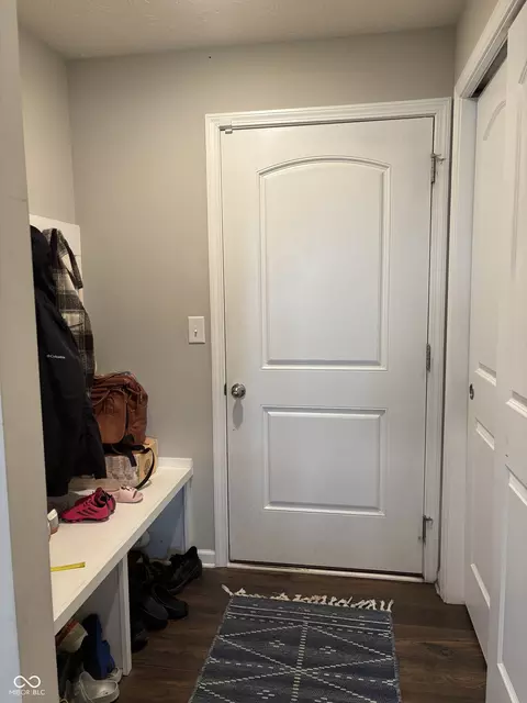 Entry Way - 6841 Bryant Pl, Plainfield, IN 46168 photo 1 of 4