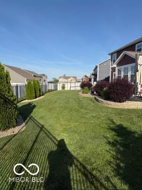 Exterior - 6841 Bryant Pl, Plainfield, IN 46168 photo 4 of 5