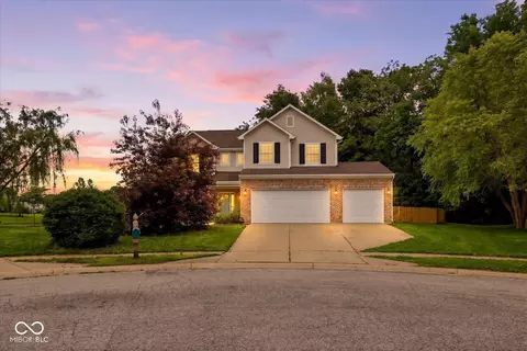 1909 Acorn Ct, Avon, IN 46123