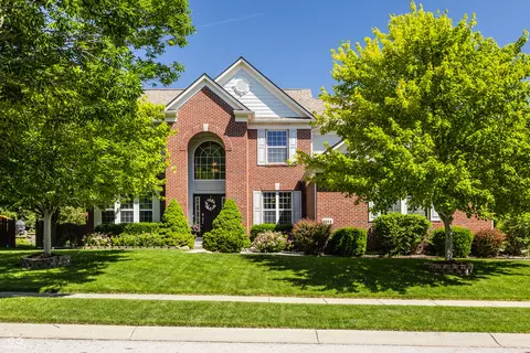 6034 Salisbury Ln, Noblesville, IN 46062