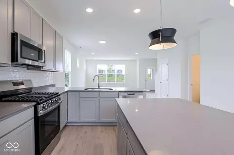 Kitchen - 2694 Smith Rd, Plainfield, IN 46168 photo 4 of 5