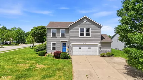 502 Streamside Dr, Greenfield, IN 46140