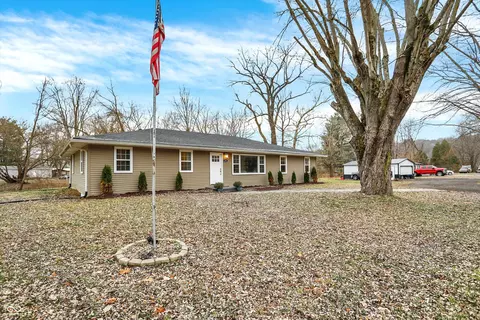 285 Robb Hill Rd, Martinsville, IN 46151